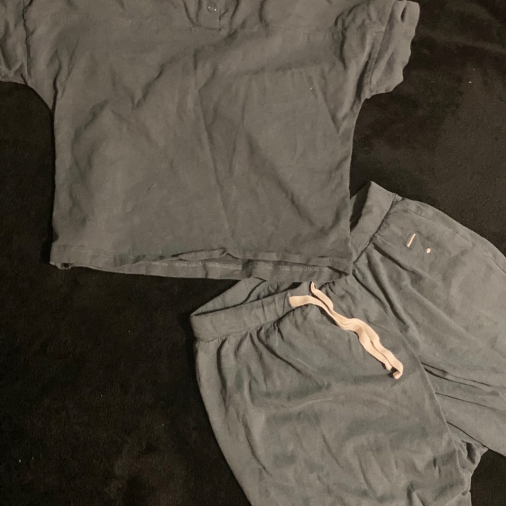 Gray Label 5/6 - Picture 5 of 6